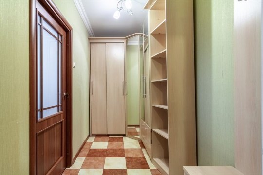 1-к квартира, 18/23 эт., 42м²