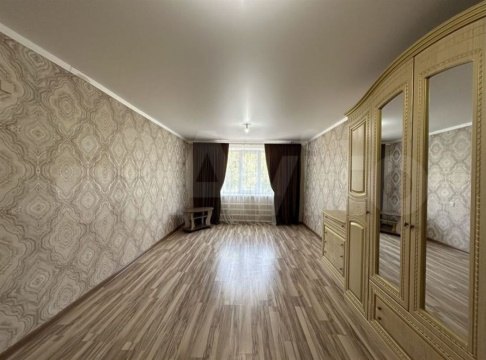 2-к квартира, 3/5 эт., 50м²