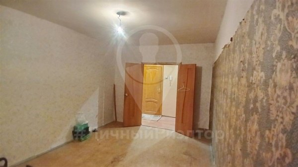 2-к квартира, 9/9 эт., 50м²