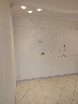 3-к квартира, 8/10 эт., 96м²