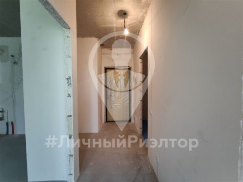 1-к квартира, 4/25 эт., 40м²