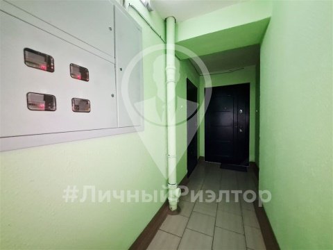 1-к квартира, 10/10 эт., 42м²