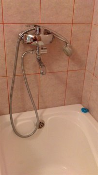 2-к квартира, 8/9 эт., 55м²