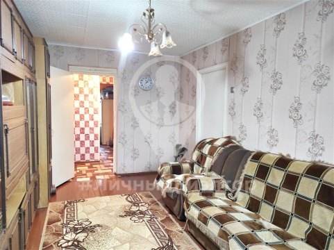 3-к квартира, 5/5 эт., 61м²