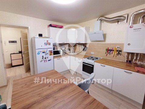 1-к квартира, 9/10 эт., 40м²