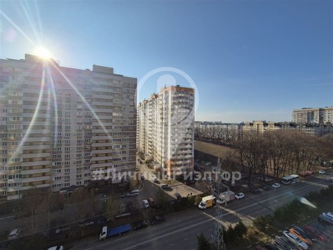 2-к квартира, 10/24 эт., 64м²