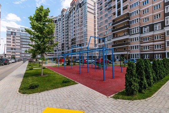 2-к квартира, 1/13 эт., 58м²