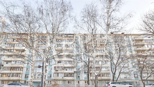 3-к квартира, 1/9 эт., 55м²