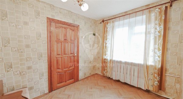 3-к квартира, 4/4 эт., 42м²