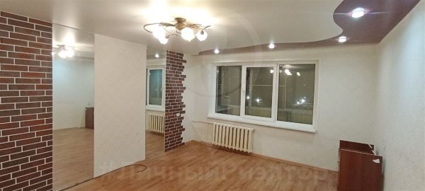 2-к квартира, 5/5 эт., 50м²