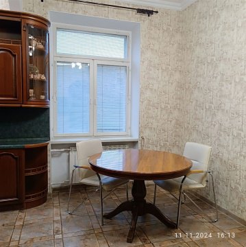 2-к квартира, 2/6 эт., 95м²