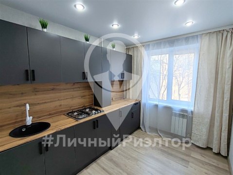 2-к квартира, 4/9 эт., 52м²